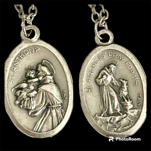 Vintage Saint Anthony Francis Medal Pendant Necklace Italy 24" Stainless Chain - Picture 2 of 15